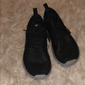 black slip on nikes